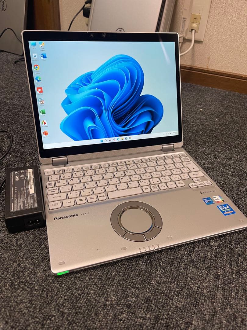 Panasonic CF-QV i5 11th メモリ16g ssd 256gb