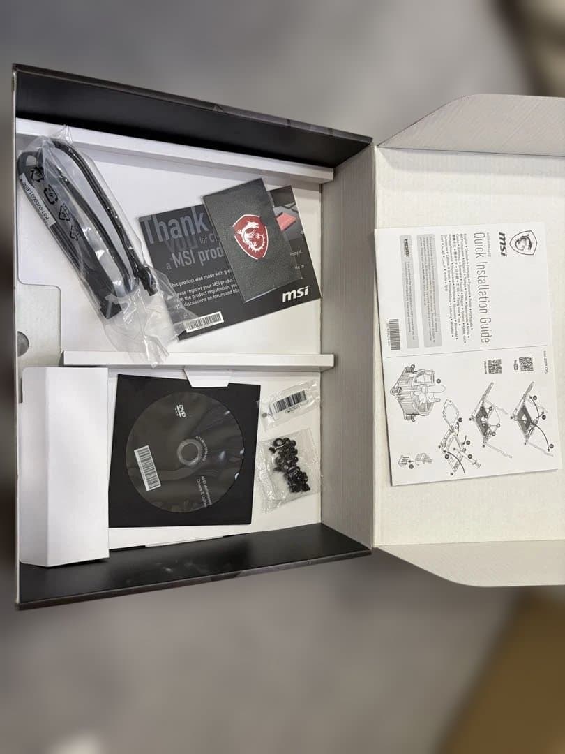 B550 GAMING PLUS Ryzen 5 5600x cfd 8gb×2