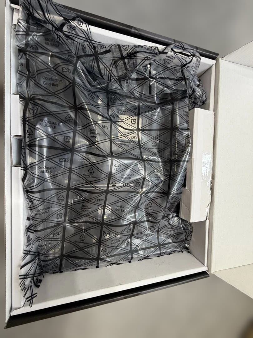 B550 GAMING PLUS Ryzen 5 5600x cfd 8gb×2