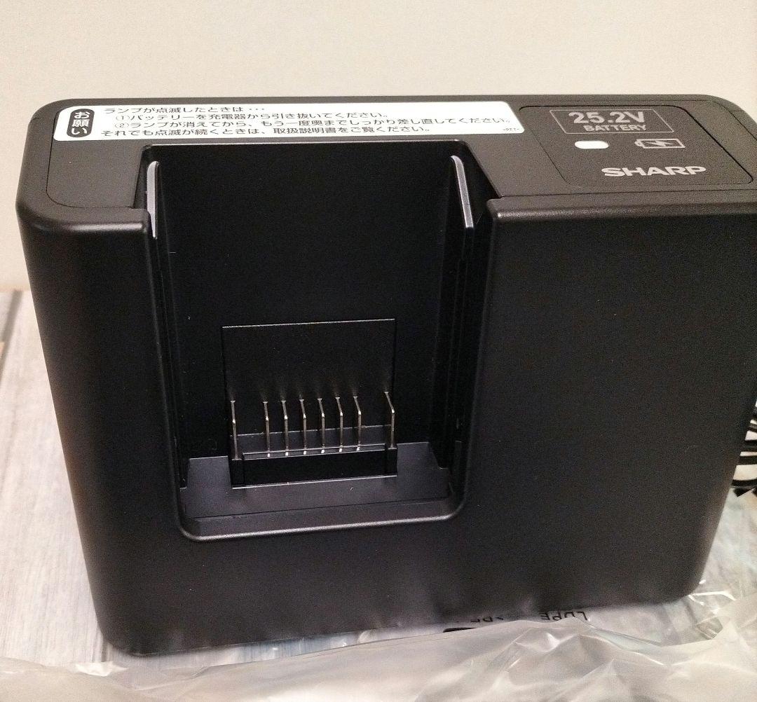 【SHARP】EC-SR9-W 充電式掃除機　ホワイト系　RACTIVE Air