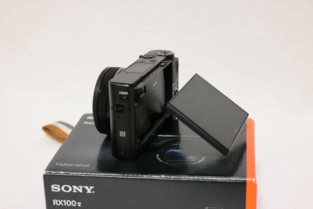 美品大人気❗️SONY RX100M5❗️付属アクセサリー多数❗️