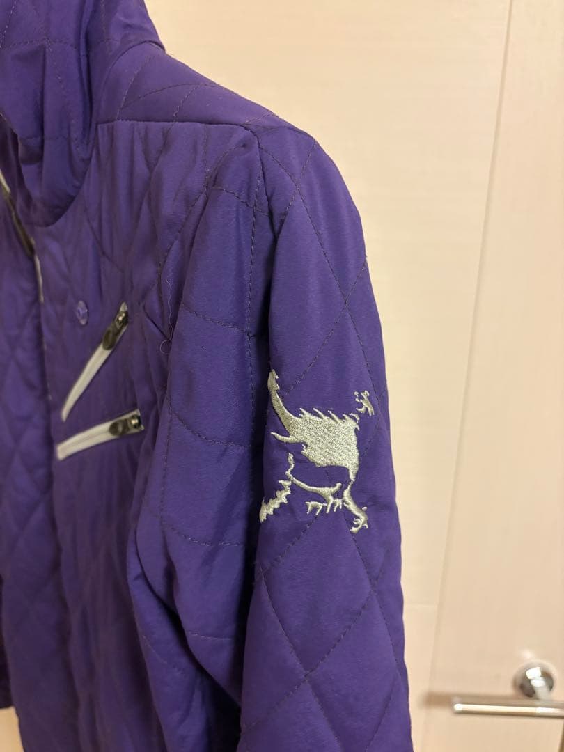 オークリー スカル　キルティングジャケットoakley skull ゴルフダウン