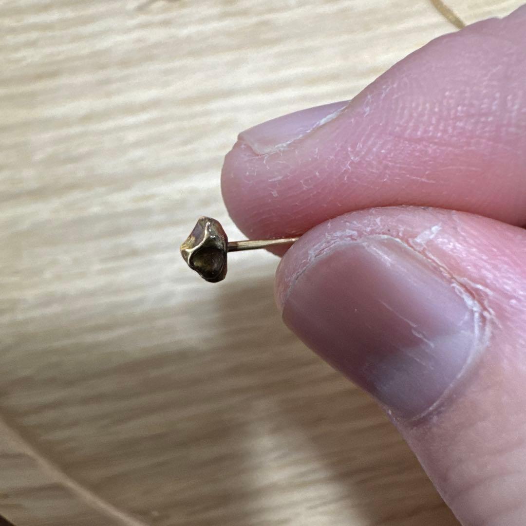 本日までの出品！1117 loro K18 両耳用　キャッチだけは一つのみ