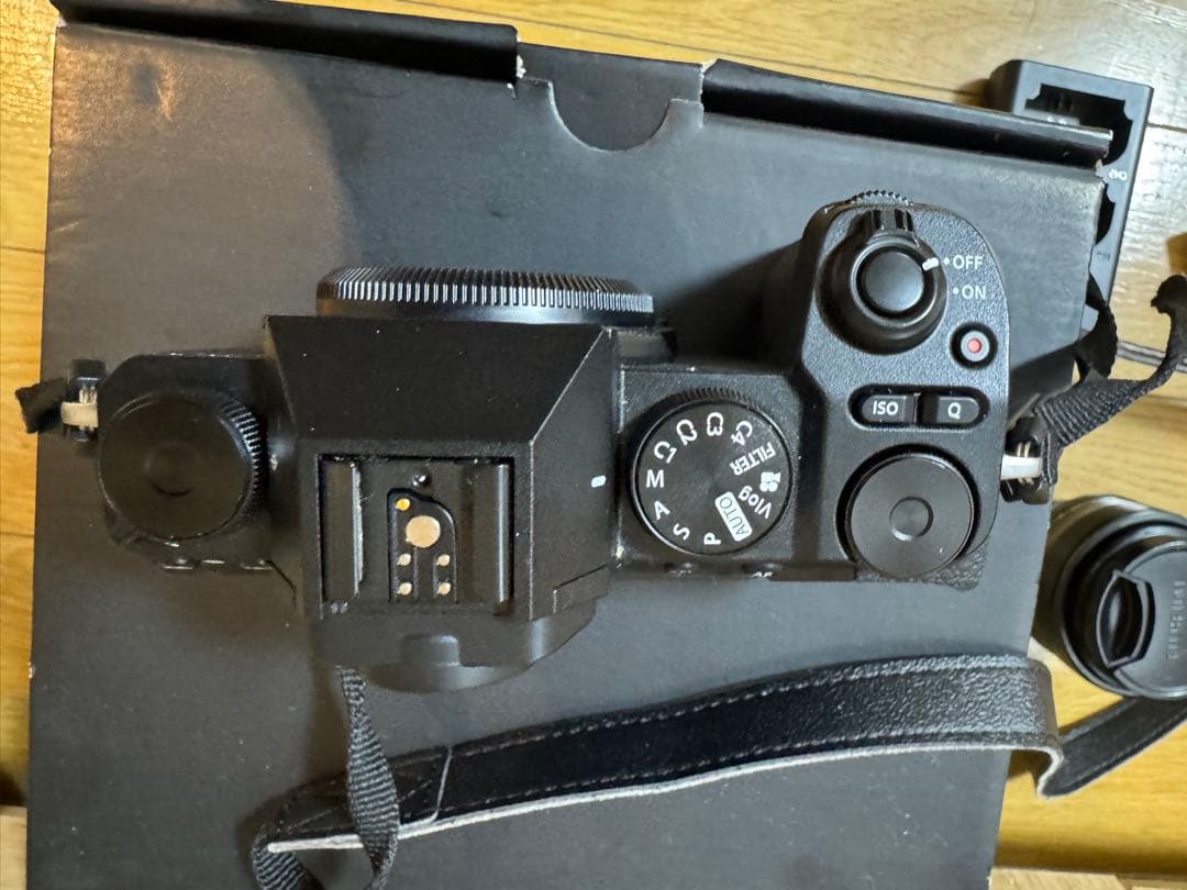 FUJIFILM X-S20 デジタルカメラ 本体　箱付き