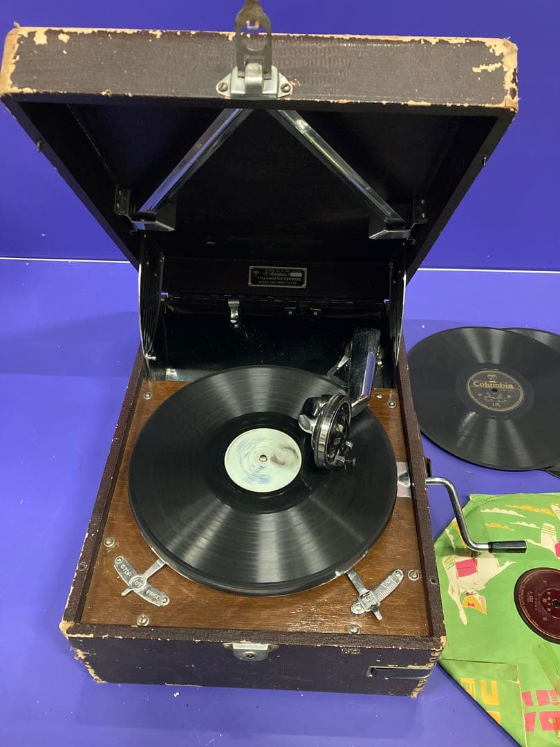 A）コロンビア Columbia ポータブル蓄音機 No.G-241