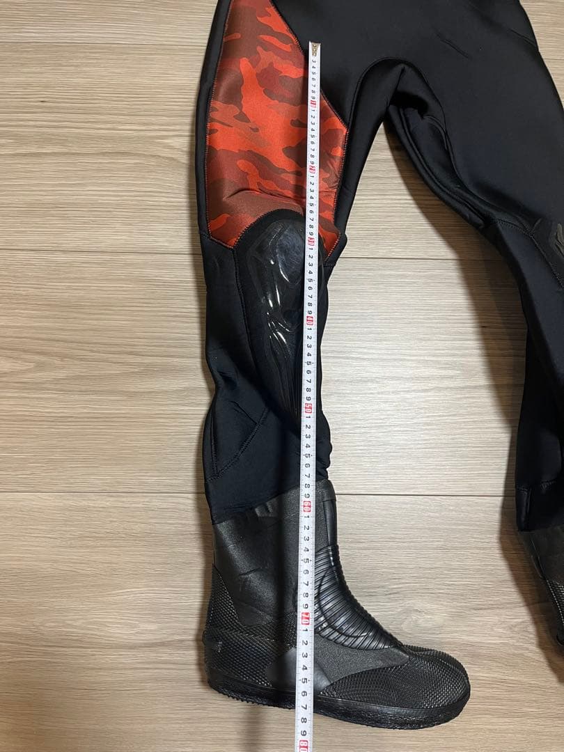 【Hato】ドライスーツ３点セット ワールドダイブ