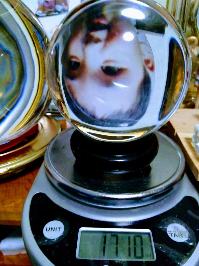 超綺麗＆超豪華.特大.水晶玉の置物.直径11センチ位.木製台座付きます