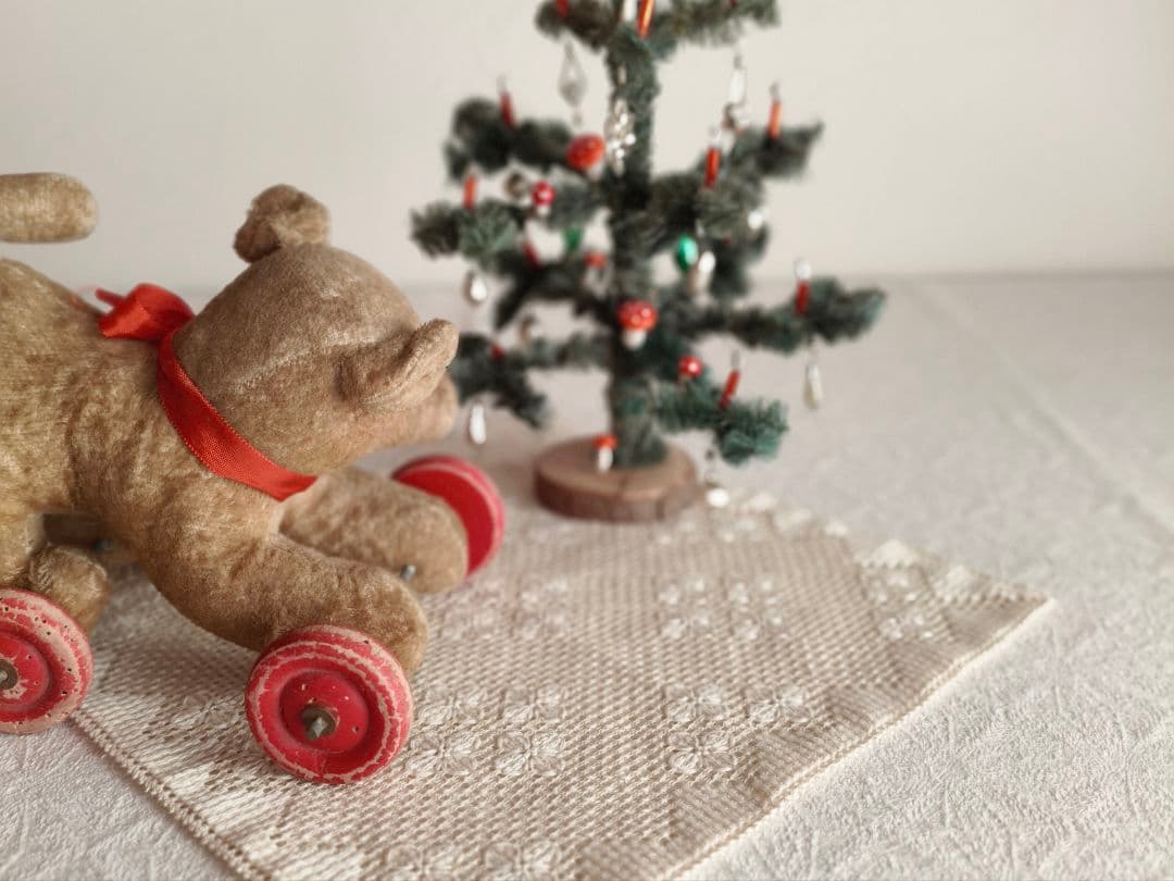 * antique toy ❀* 古い古い 玩具の ワンちゃん