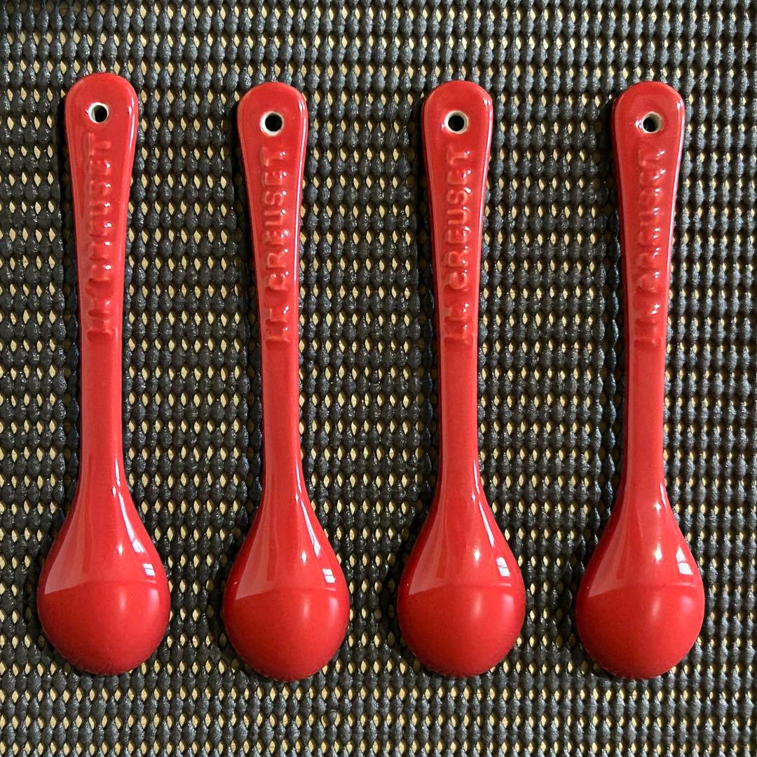 ルクルーゼ　ストーンウェア　　赤　青セット　12点