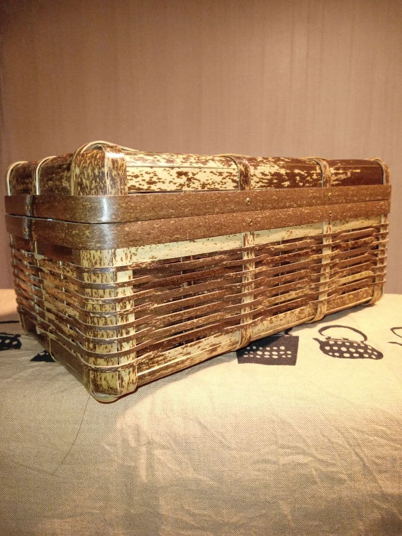 竹製蓋付きバスケット 　小物入れ　お弁当箱にも♪