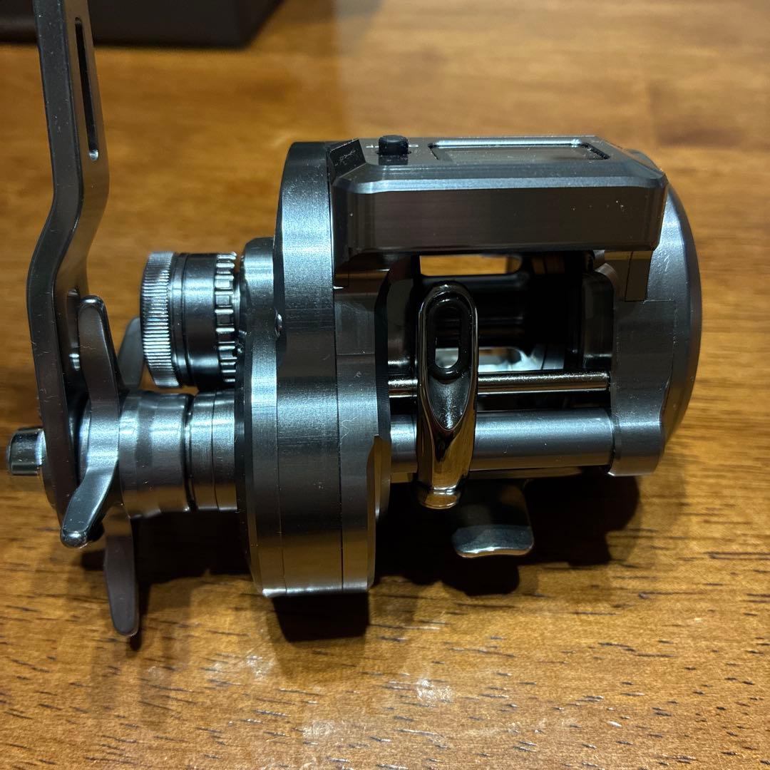 タ*キ様 シマノ　オシアコンクエストct 300HG