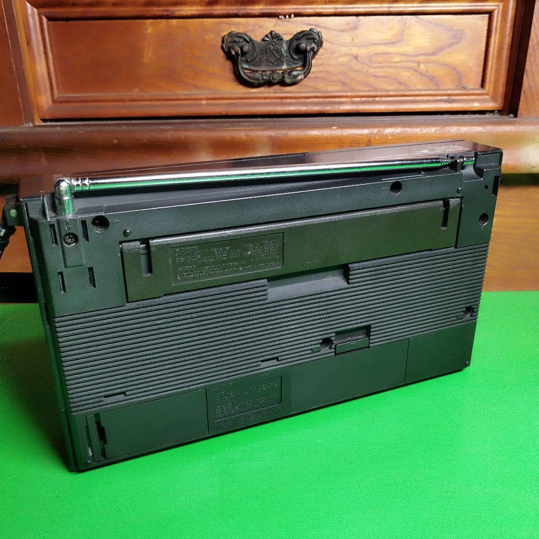 SONY　シンセ チューニング ラジオ　ICF-2001　ジャンク扱い