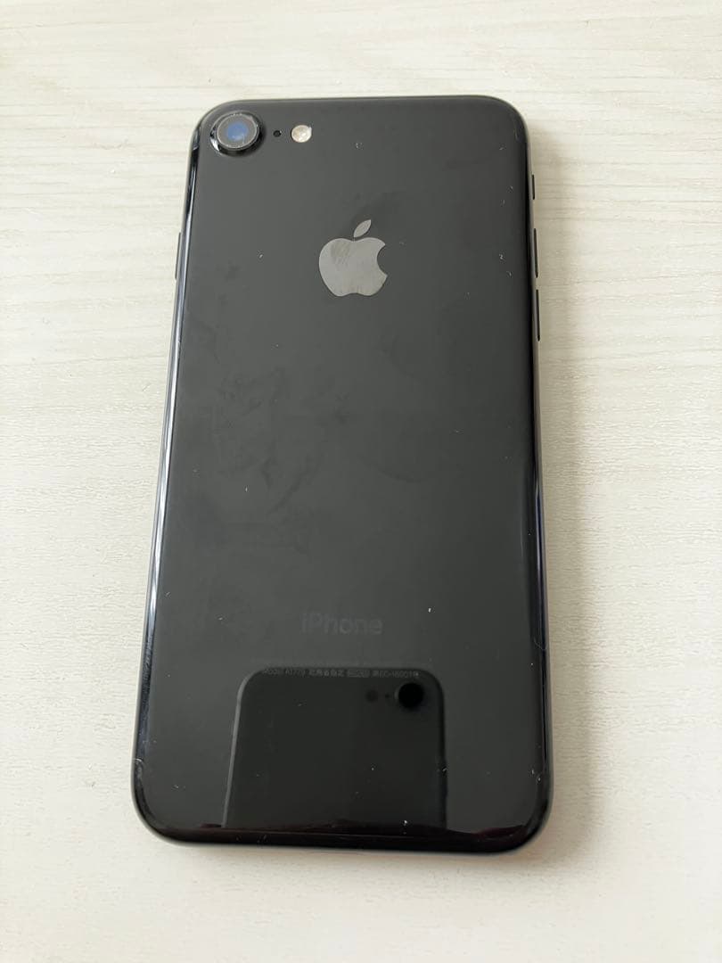 【整備品】iPhone7 128GB ジェットブラック SIMフリー