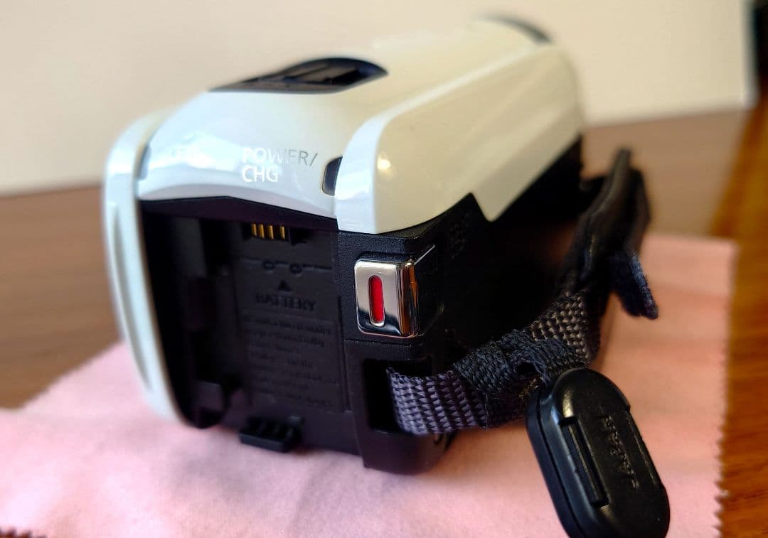 キャノンivis HF R62 ホワイト