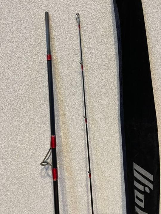 ガンクラフト　バイオレンスジャーク8.2ft 限定レッドカラー