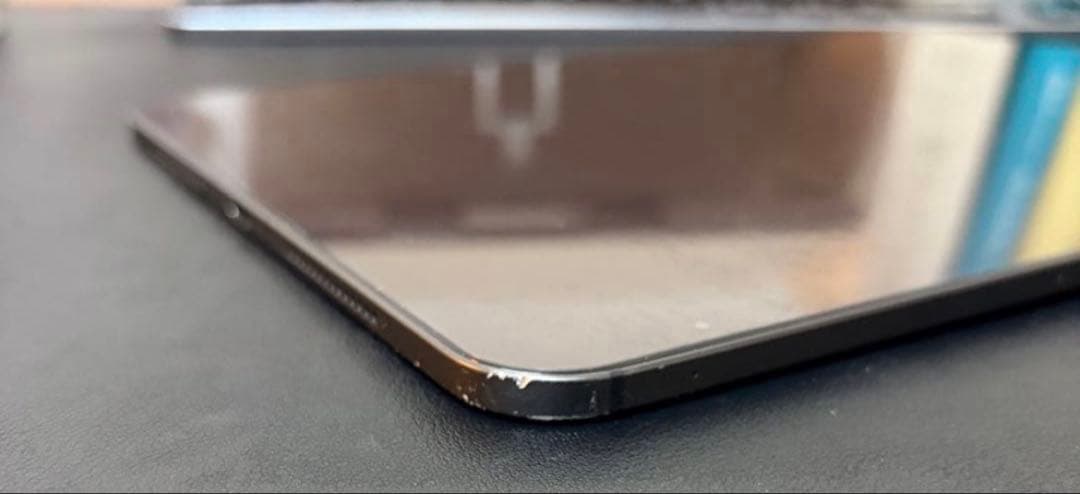 ipadproM4(256GB)SIMフリーWi-Fiセルラーモデル