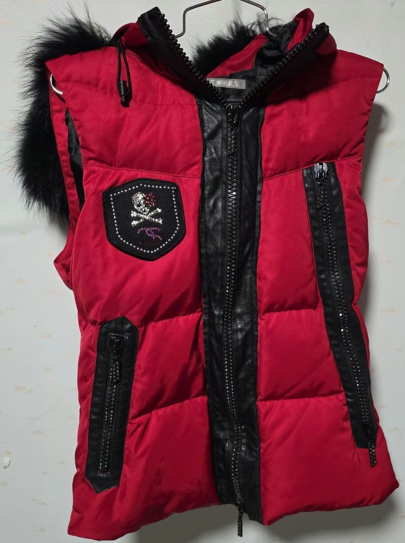 フランシストモークス　豪華スワロフスキー　レッドダウンジャケット　2 M