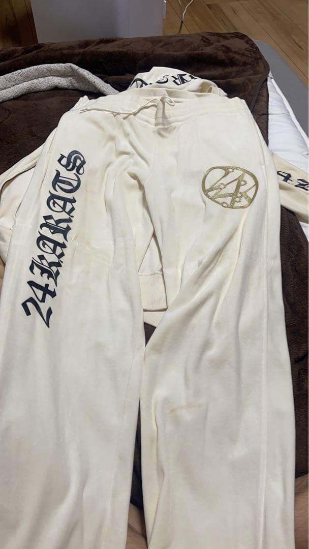 24karats STAYGOLD PV着用モデル セットアップ 同色(白)