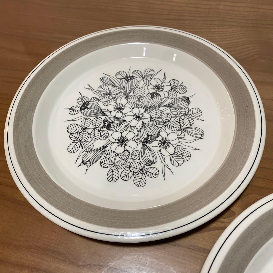 クロッカス　アラビア　グレーリム　プレート　26㎝　中皿　大皿　ブラック　D