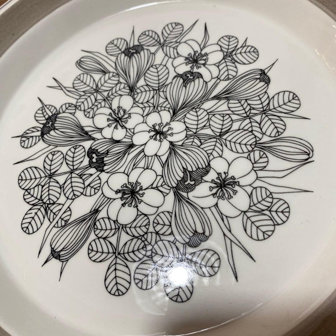 クロッカス　アラビア　グレーリム　プレート　26㎝　中皿　大皿　ブラック　D