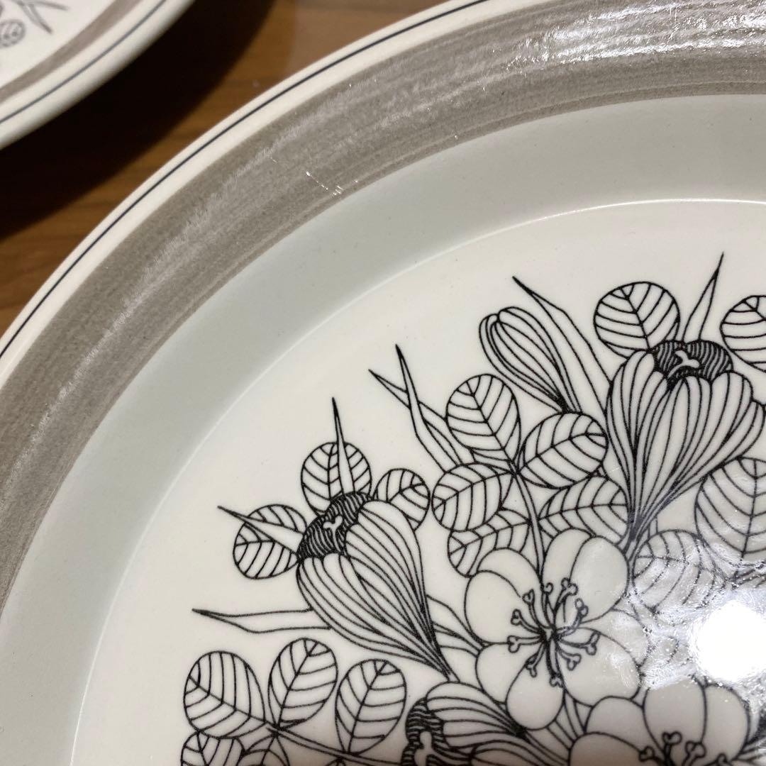 クロッカス　アラビア　グレーリム　プレート　26㎝　中皿　大皿　ブラック　D