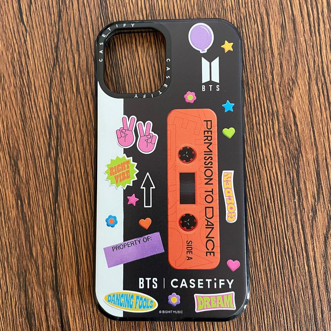 iPhone 12/ 12 pro ケース BTS 防弾少年団 ブラック レア