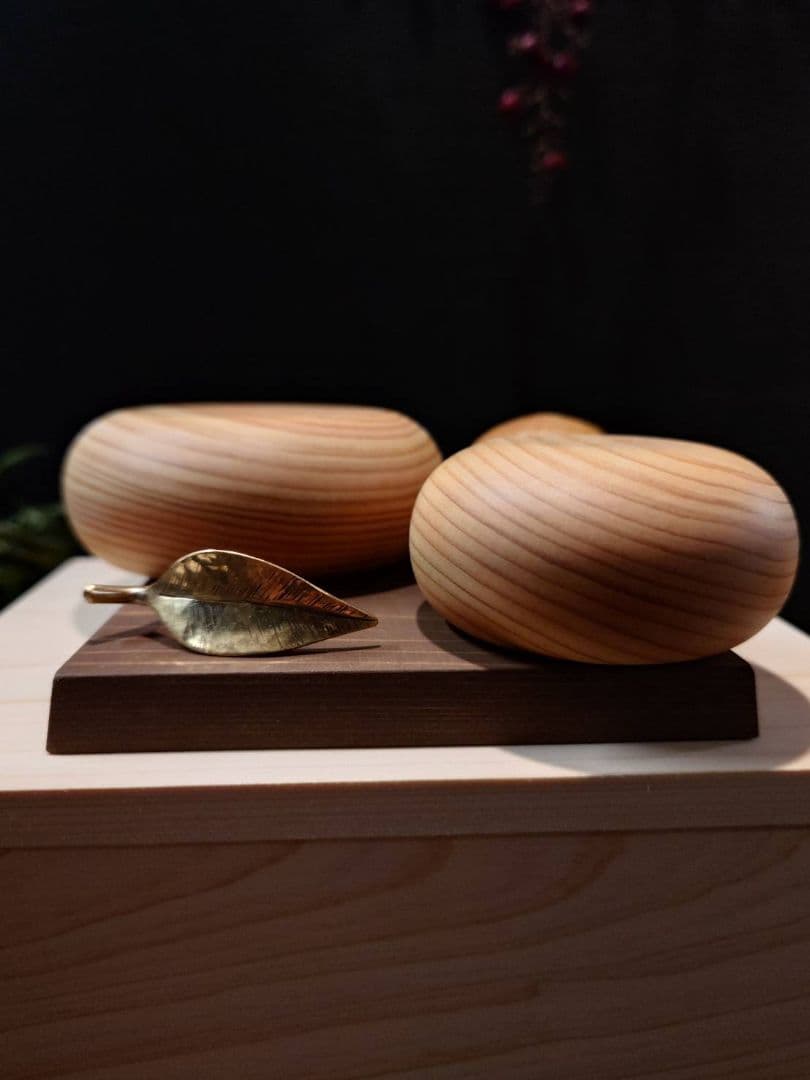 木製鏡餅 小 手彫り橙 木箱入り