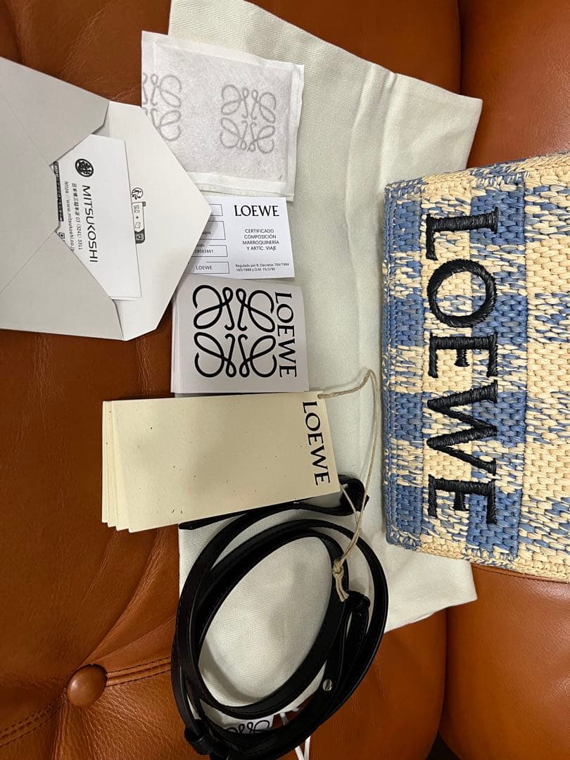 LOEWE♡2025SS新品フォントトートスモール