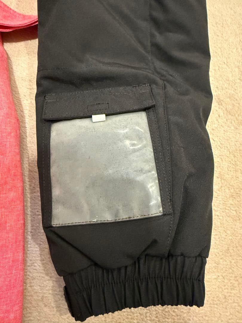 DESCENTE 子ども用スキーウェア 黒とピンク