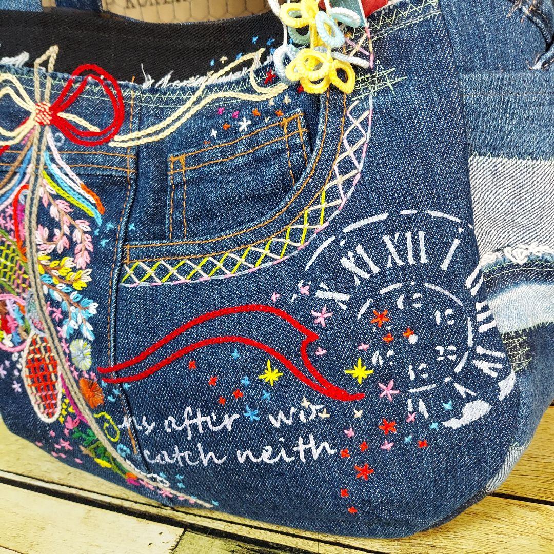 刺繍デニムバック　No.648　デニムリメイク　チューリップバック　丸いバック