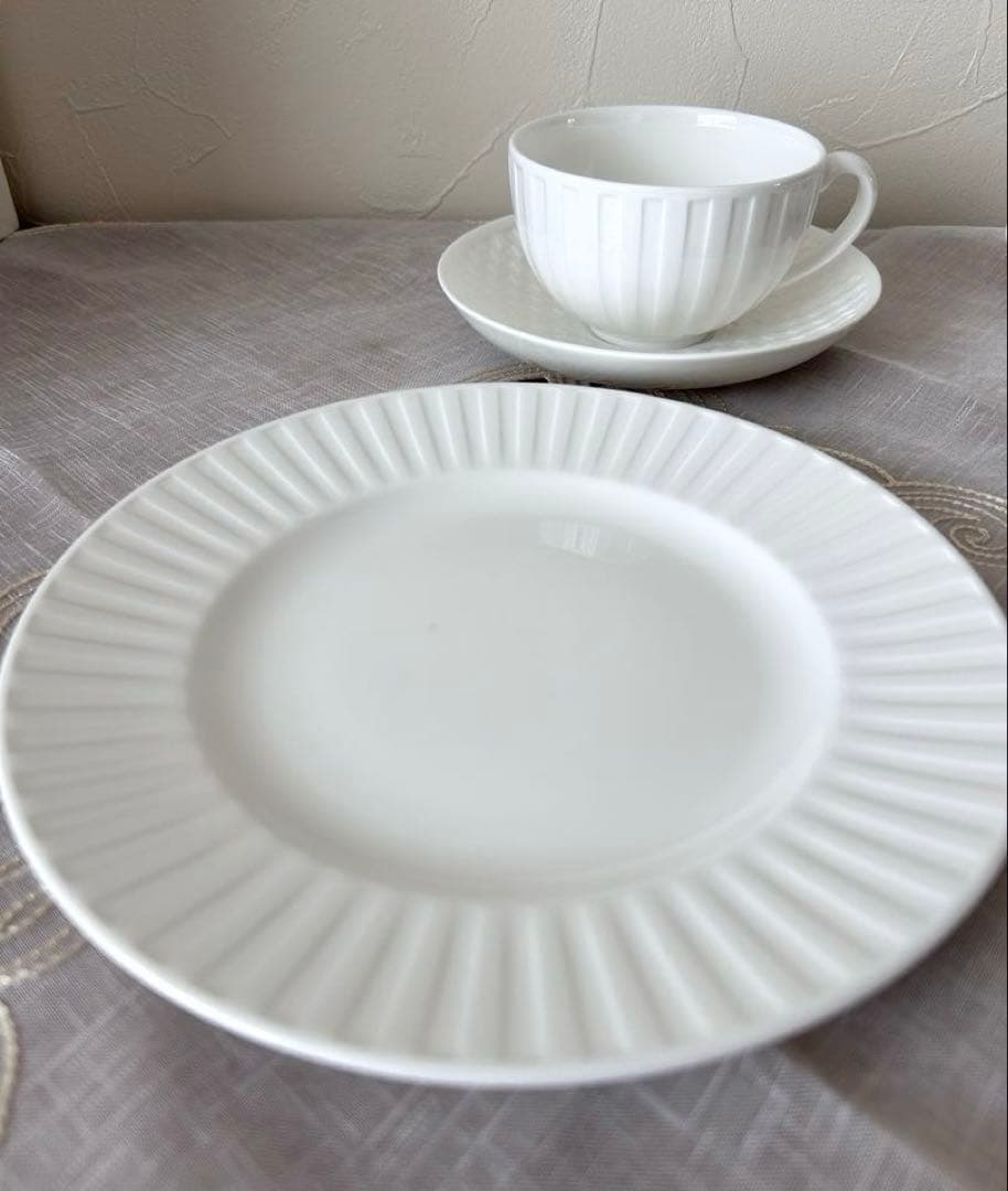 ナイト＆デイ　カップ＆ソーサー　プレート　ペア