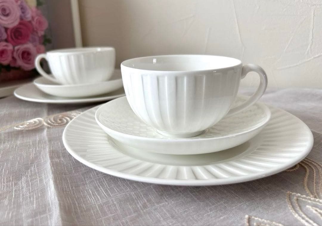 ナイト＆デイ　カップ＆ソーサー　プレート　ペア