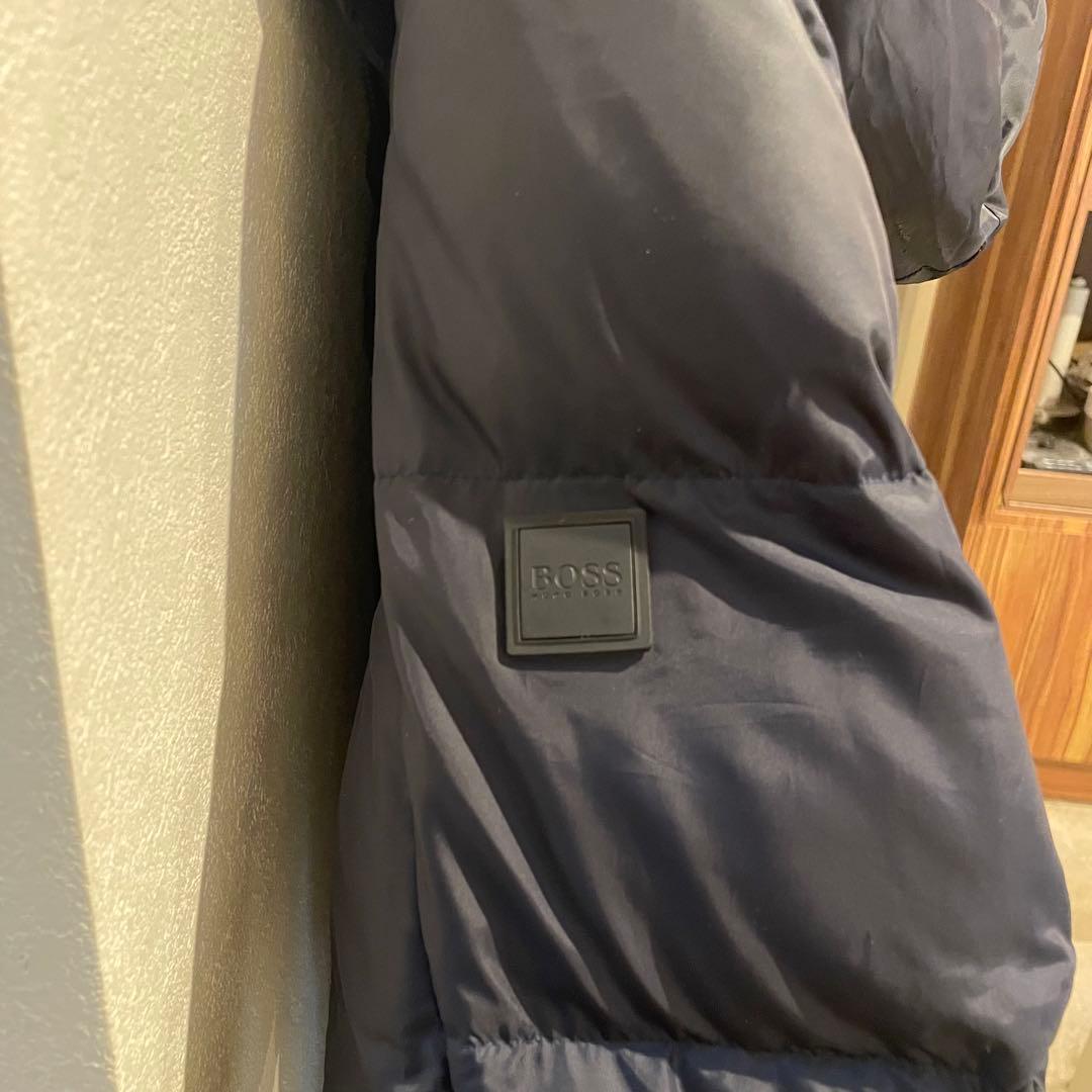 HUGO BOSS 中綿ジャケット　スタンドカラー　メタルプレート　アウター