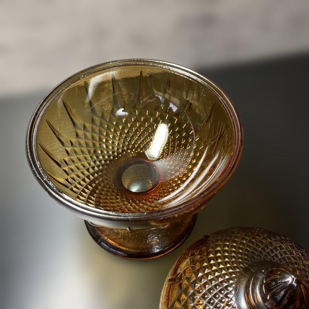 蓋付きコンポート　琥珀色ガラス　輸入雑貨　足付き　アンティーク　シックエレガント