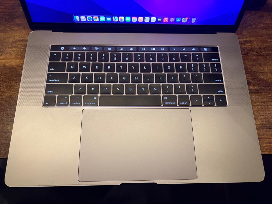 MacBook本体 Apple MacBook Pro A1707 Radeon Pro 460