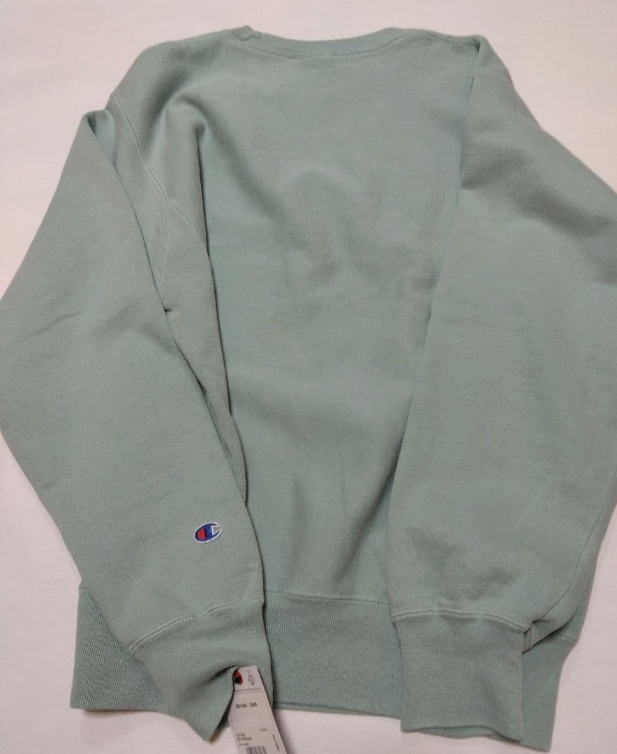 h*7様 【希少】MOMA×Champion 刺繍ロゴスエット