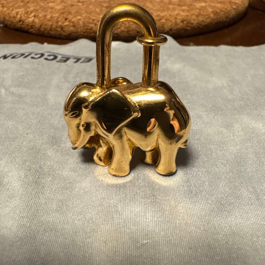 気まぐれセール エルメス チャーム ゾウ 象 エレファント