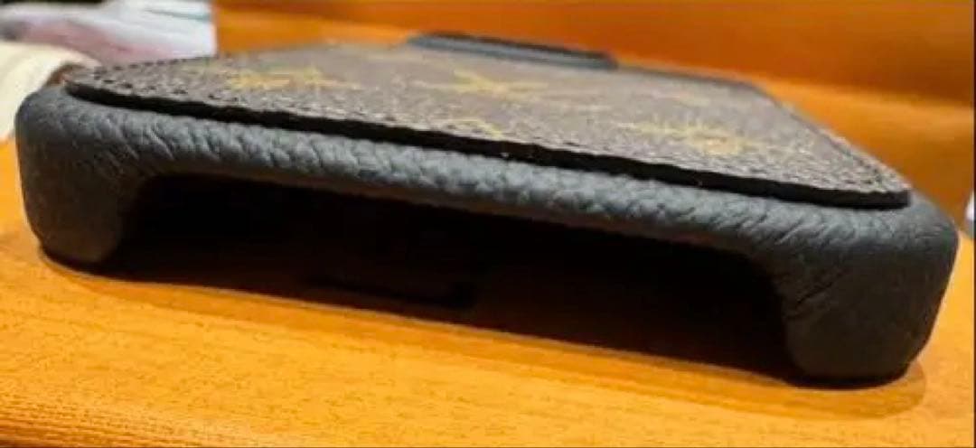 Louis Vuitton iPhone15 ProMAXケース