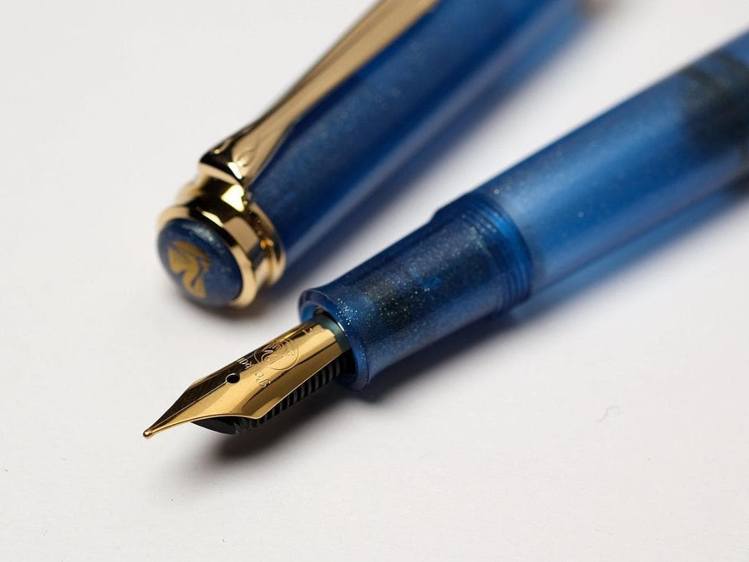 【Amami 新品文具】 Pelikan 特生 M200 ゴールデンラピス万年筆