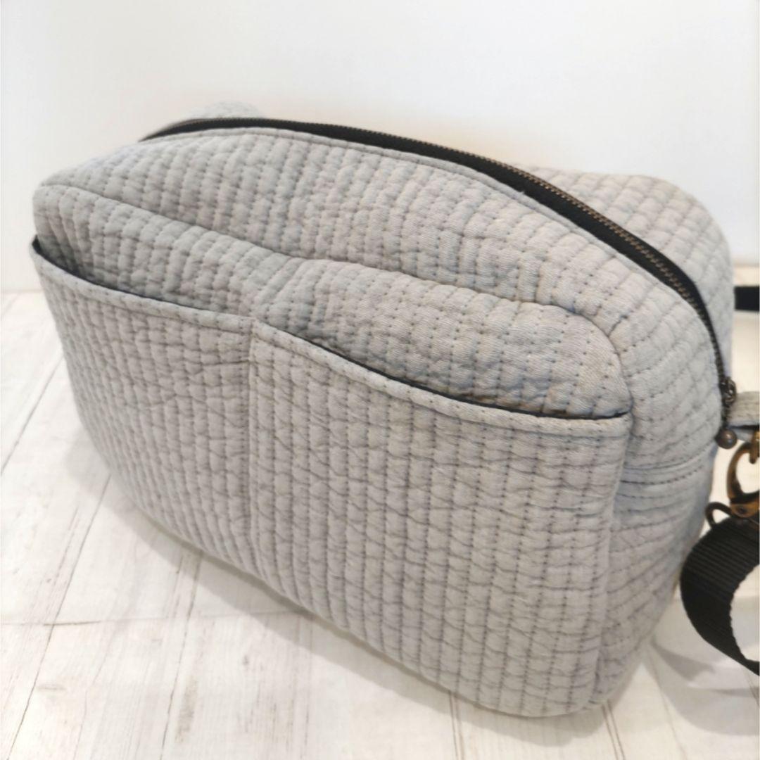 YONA様　スクエアショルダーバッグ　ヌビキルト(シルバーグレー、フォグブルー)