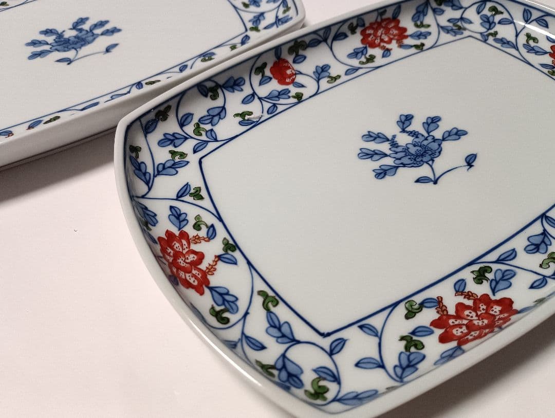 ② 源右衛門窯 染錦 牡丹唐草 長皿 平皿 2客組