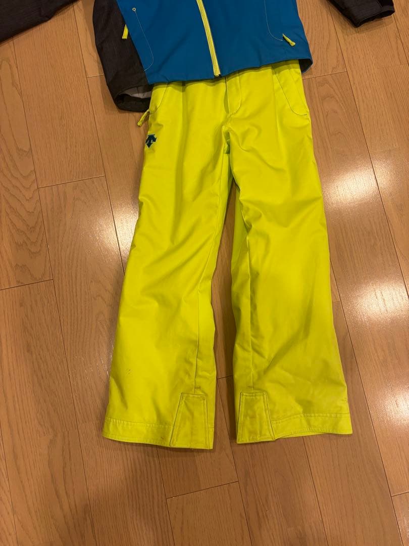 【美品！】スキーウェア　デサント　子供用　140