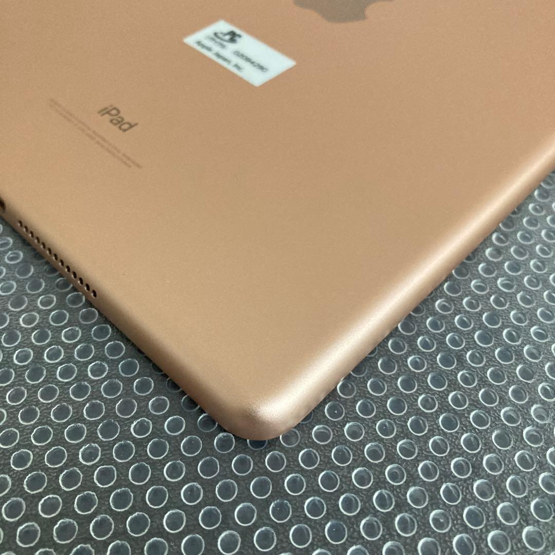 1054 電池良好☆比較的美品☆iPad6 第6世代 32GB WIFIモデル☆