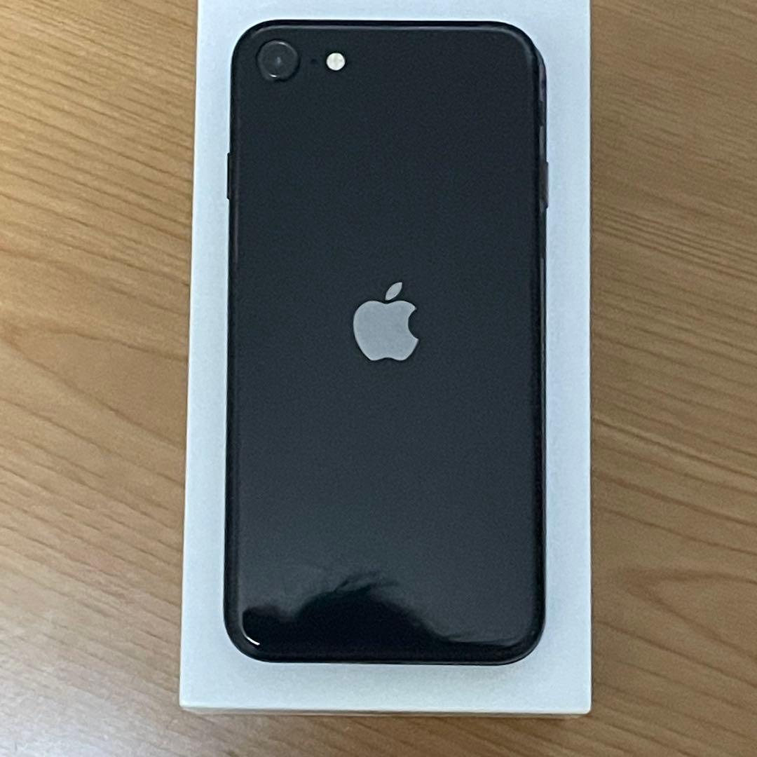 iPhoneSE2 64gb ブラック 本体美品 バッテリー交換必要