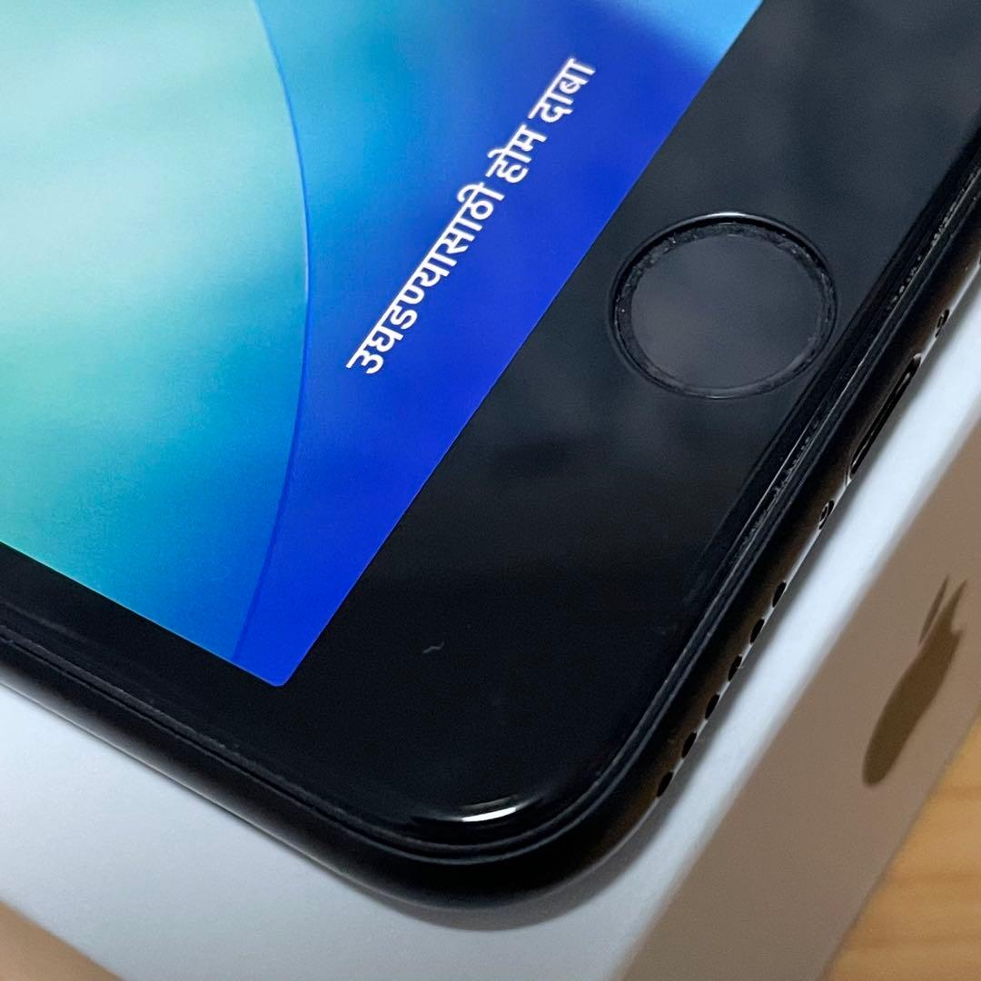 iPhoneSE2 64gb ブラック 本体美品 バッテリー交換必要