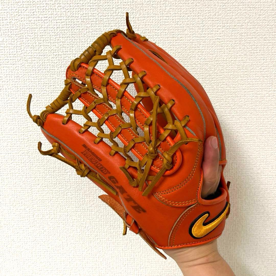 011 ナイキ ダイヤモンドレディ 型抜群 極美品 即戦力 軟式 外野手 左投げ