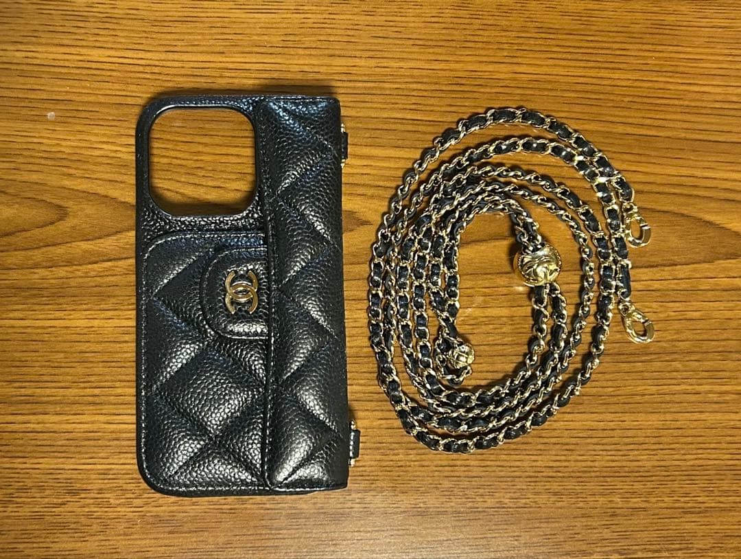 CHANEL iPhone14用ケース ブラック キャビアスキン