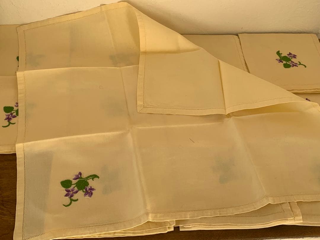 フランス　蚤の市　すみれ　刺繍　クロス　12枚セット