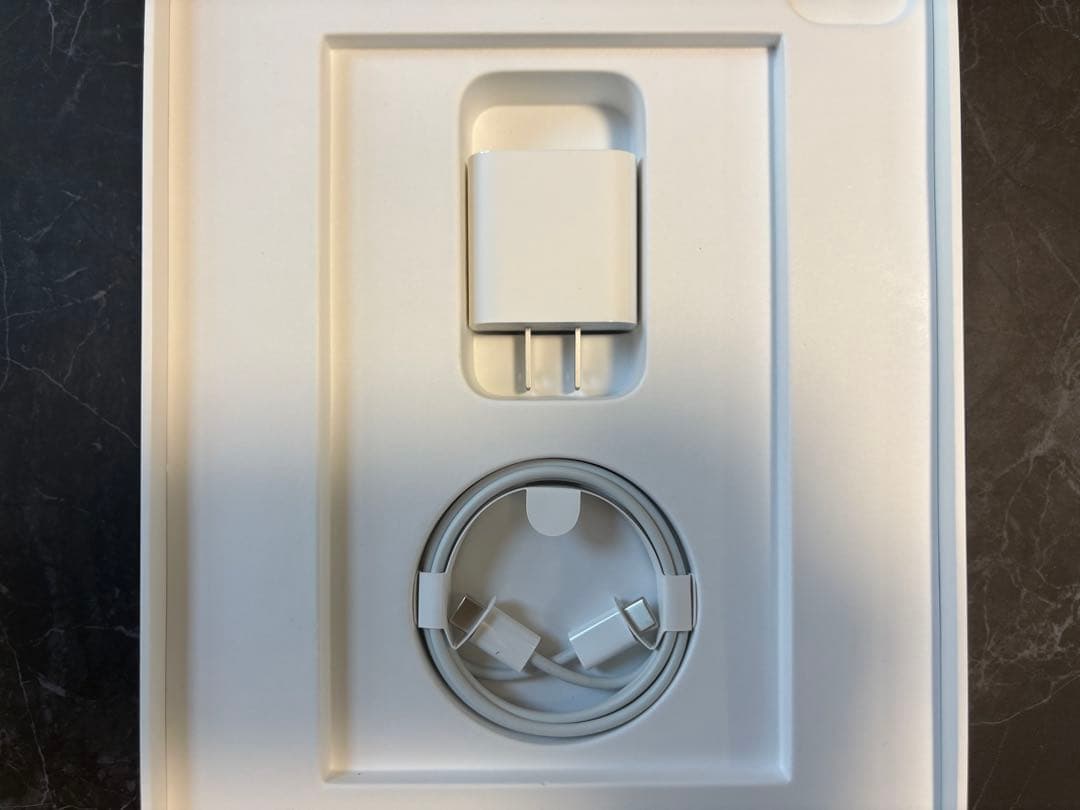 美品 iPad Pro 第三世代 m1 11インチ 128gbおまけ多数