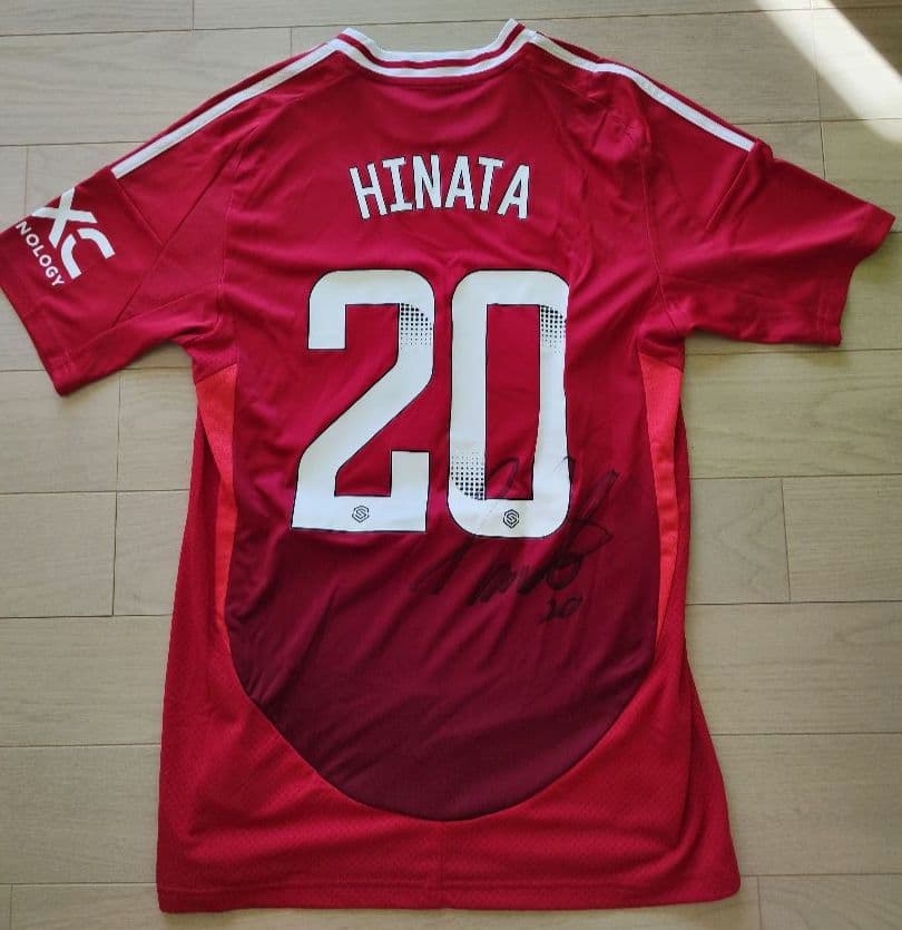 マンチェスター・ユナイテッド 宮澤ひなた サイン入り